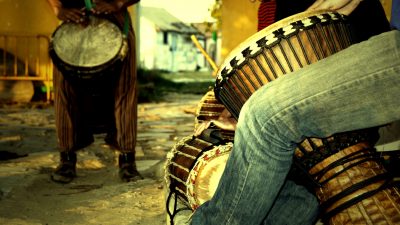 DJEMBÉ : L’instrument des Numu